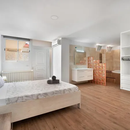 Holidays Apartment