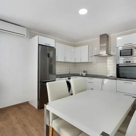 Holidays Apartman